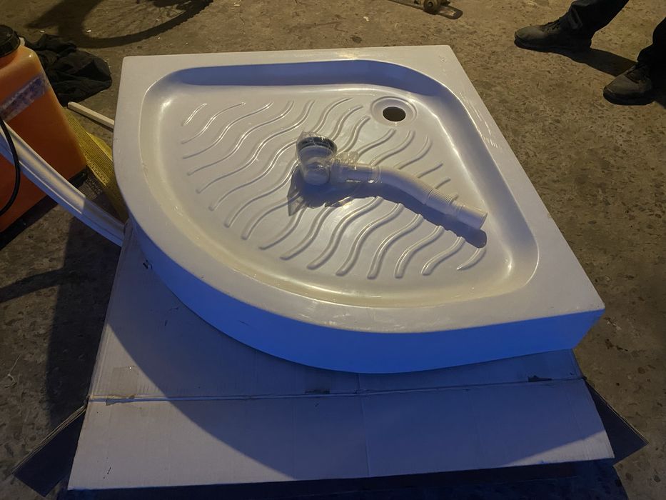 Піддон для душу 90х90