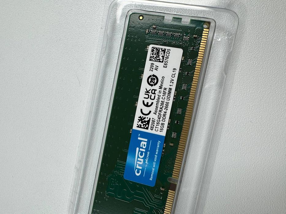 Оперативна пам'ять Crucial DDR4 DIMM 16GB 2666MHz (CT16G4DFRA266)