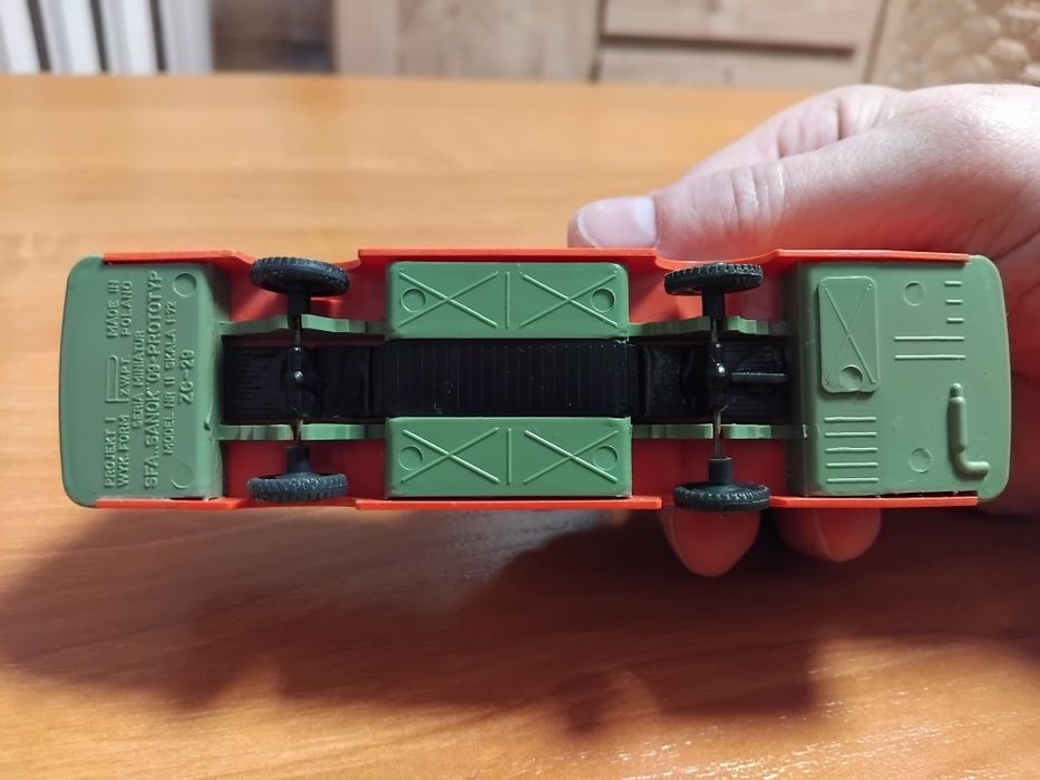 Model autobusu kioskowiec