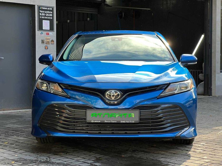 Toyota Camry 2019