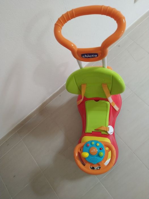 Chicco Andador Quattro Vermelho - 4 em 1