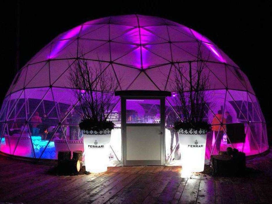 Mobiliario led multicor com comando