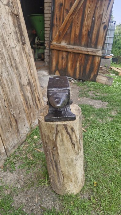 Kowadło    26 kg