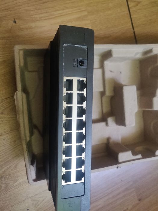 Продам комутатори Tp-link
