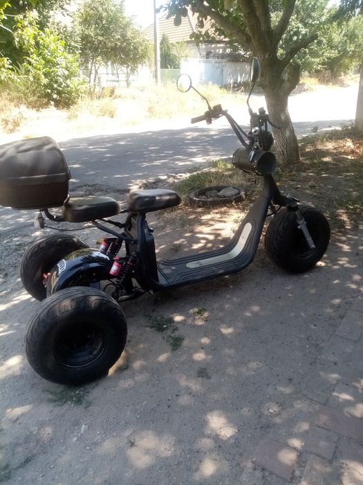 злектроскутер, электротрицикл ситикоко, 1 кВт, пробег до 70 км