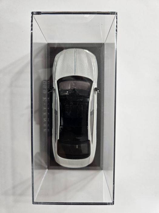 DS 9 E TENSE model w skali 1:43