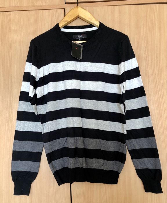 Свитер мужской, новый, тоненький, XL, 46 европейский