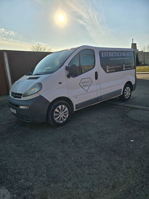 OPEL VIVARO 3osobowy,2004r,1.9 diesel