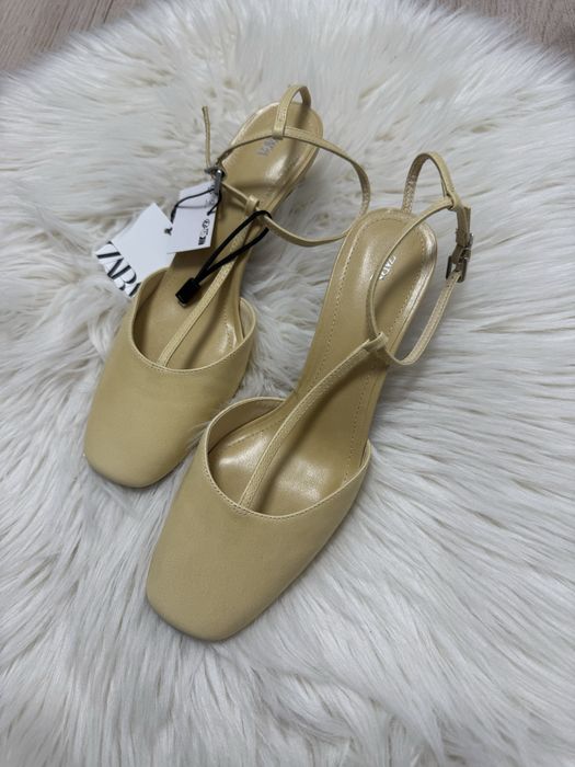 Туфлі шкіряні Zara вершкове масло