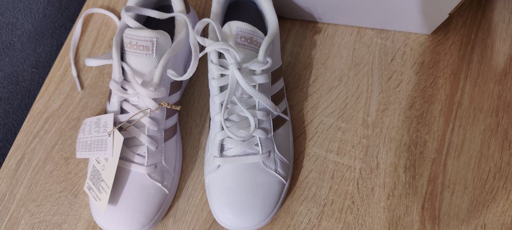 Buty adidas NOWE