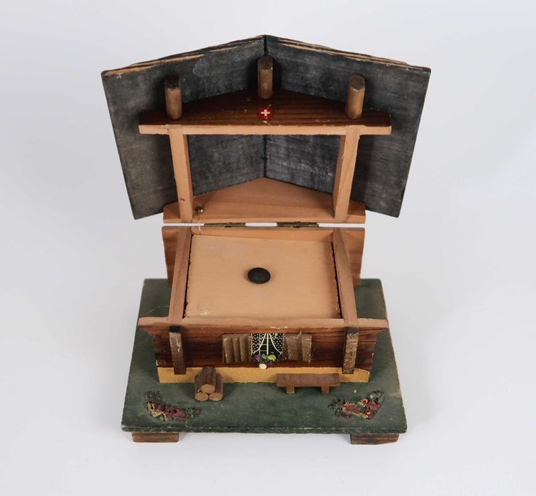 Caixa de música Swiss Chalet 1962