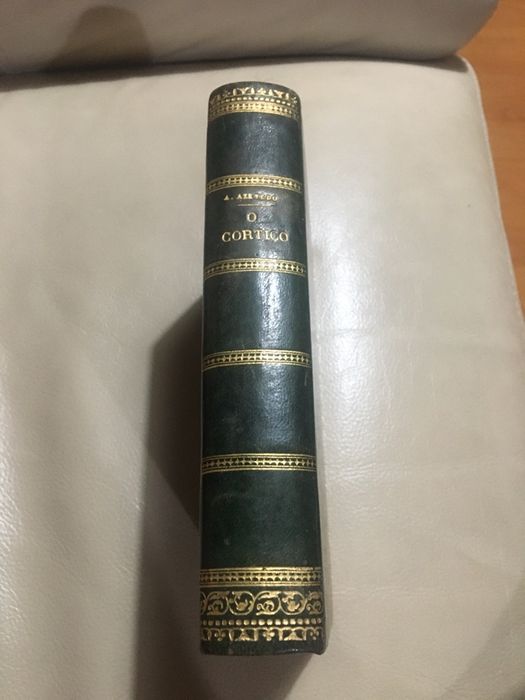 Livro “O cortiço” de Aluizio Azevedo de 1925