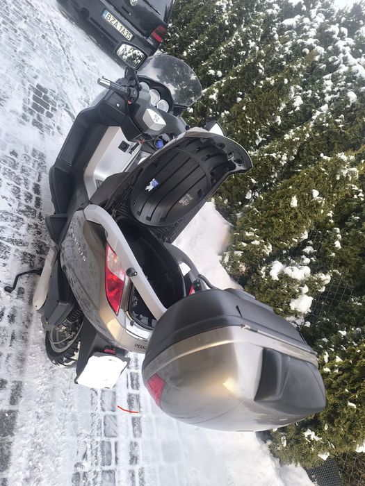 Sprzedam peugeot 125 4v  SATELIS