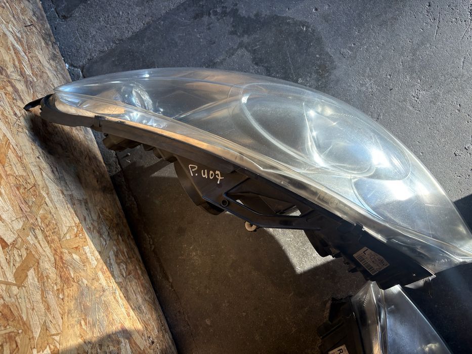 Farois oticas Peugeot 407 xenon