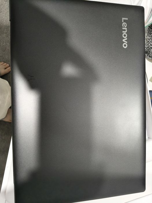 Portátil Lenovo bem estimado como novo