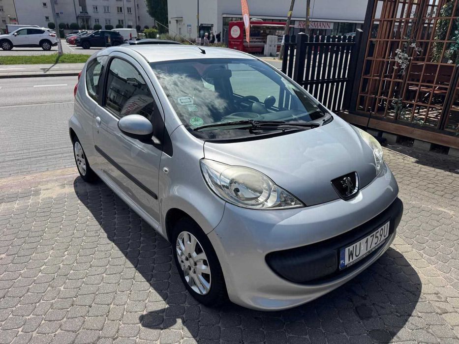 Do wynajęcia Peugeot 107 Auto wynajem Tanio