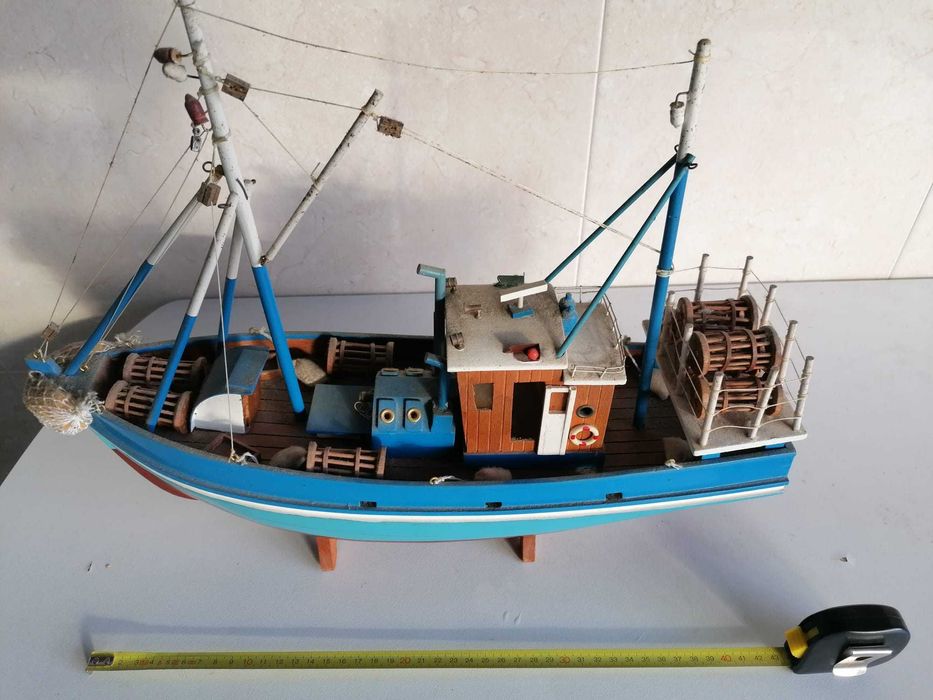 Barco decorativo traineira tipica Portuguesa