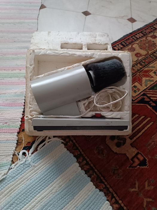 Vendo máquina de engraxar  sapatos