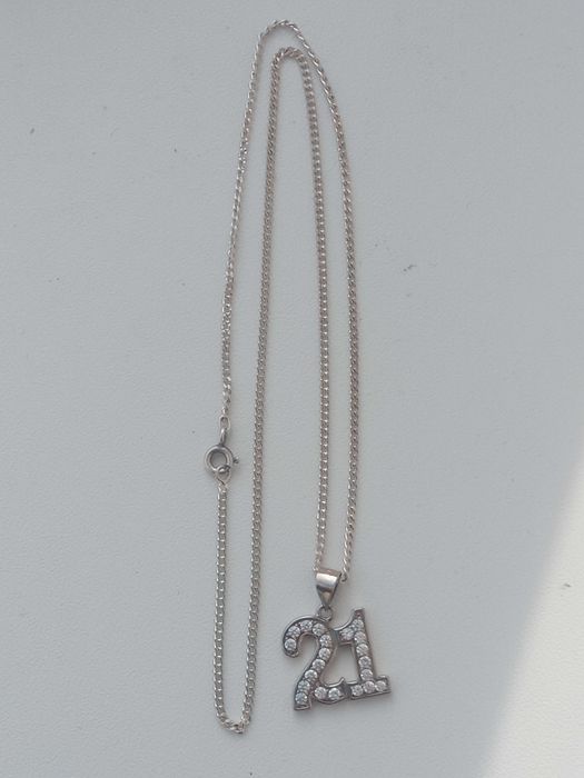 Срібний ланцюжок,ланцюжок з кварцем Luna Norte, сережки Liora, браслет