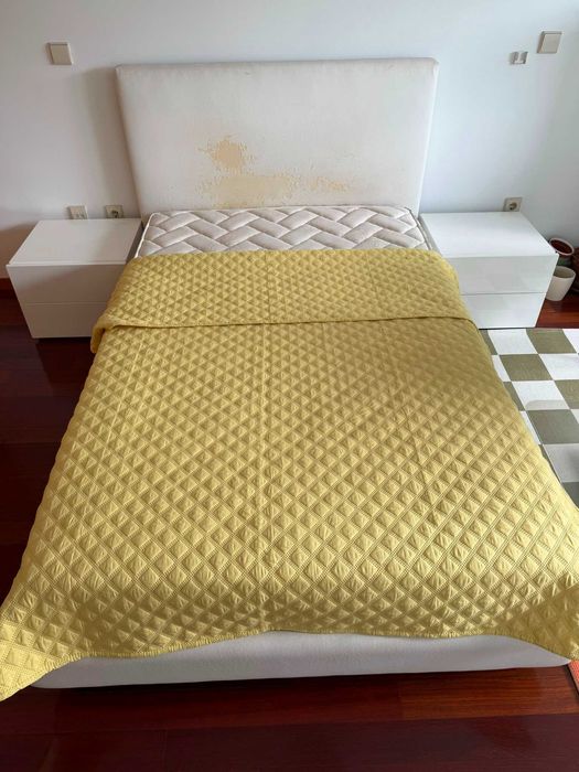 Conjunto de quarto (com colchao de corpo e meio)