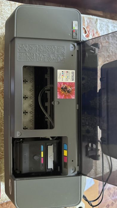 Принтер Epson Stylus C79 + 2 новых ПЗК Skyhorse (Синий/Желтый)
