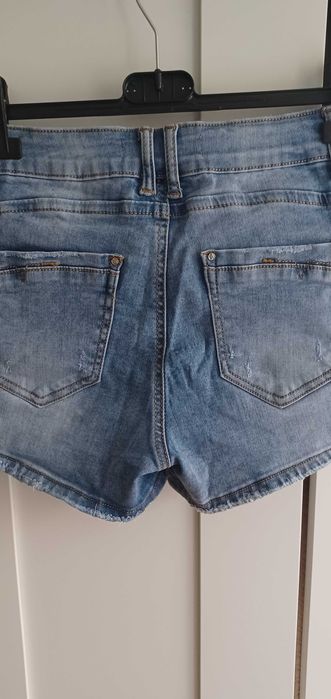 Szorty jeansowe r 40