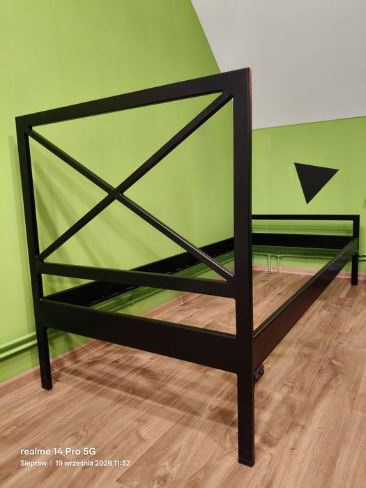 Łóżko metalowe 80x200 ze stelażem, czarne