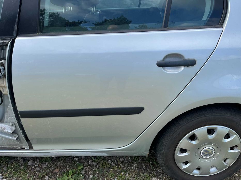 drzwi tył tylne tylnie lewe vw golf v 5 1k0 2003 -2009 hatchback 5 drzwi la7w srebrne