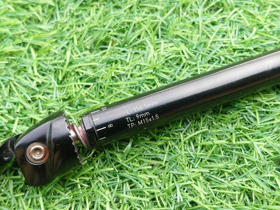 Oś Rock Shox Maxle 15x110 boost 156,5mm M15x1,50 Pike Lyrik Yari