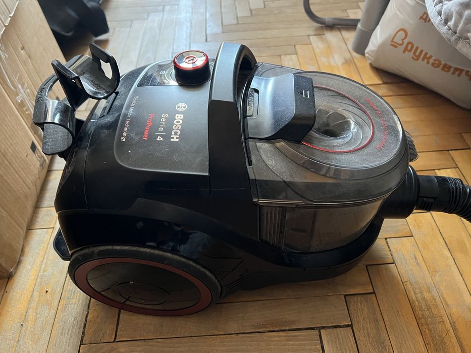 Пилосос Bosch BGS21POW2