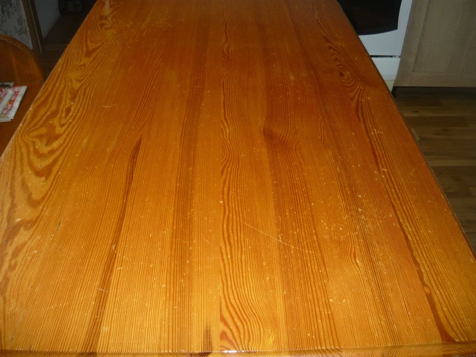Sprzedam stół drewniany z ławą