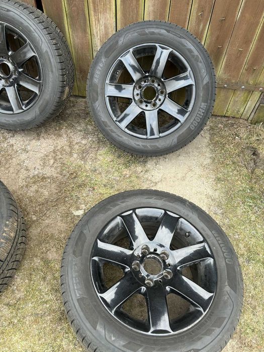 Alufelgi z oponami zimowymi do BMW