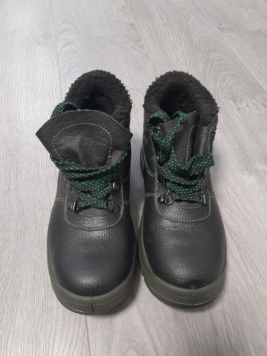 Зимние рабочие ботинки