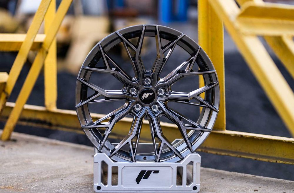 Felgi aluminiowe 19x8.5 5x112 ET30 ET45 Japan Racing JR49 Nowość