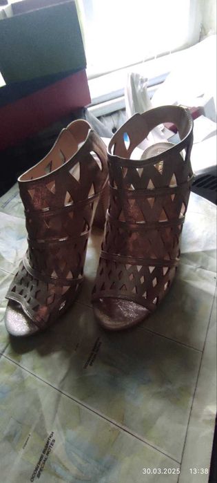 босоніжки літні жіночі