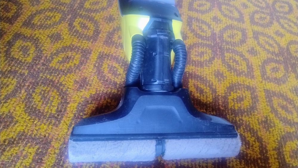 Миючий пилосос Karcher