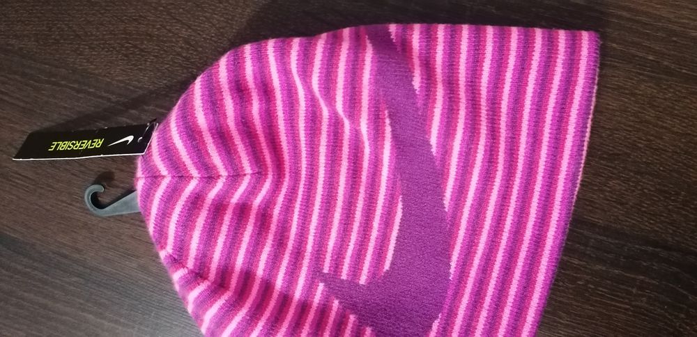 Czapka Nike Dwustronna Nowa z metka