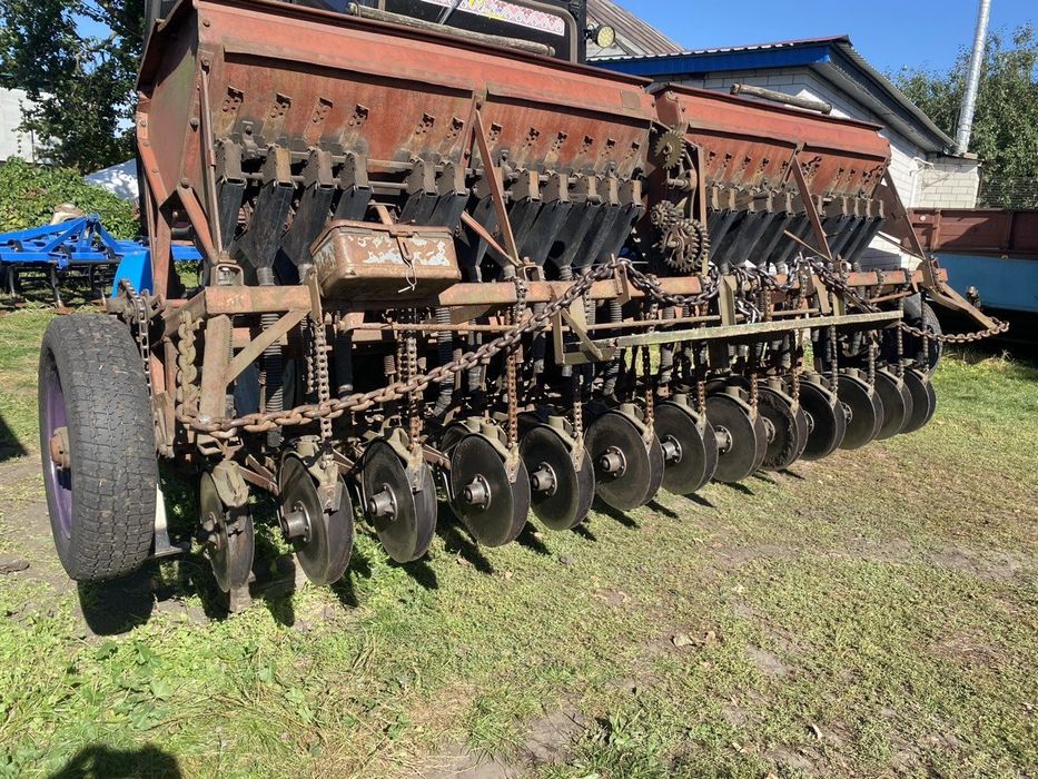 Продам навісну сівалку СЗ 3.6
