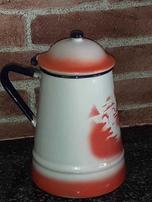 Cafeteira em Esmalte
