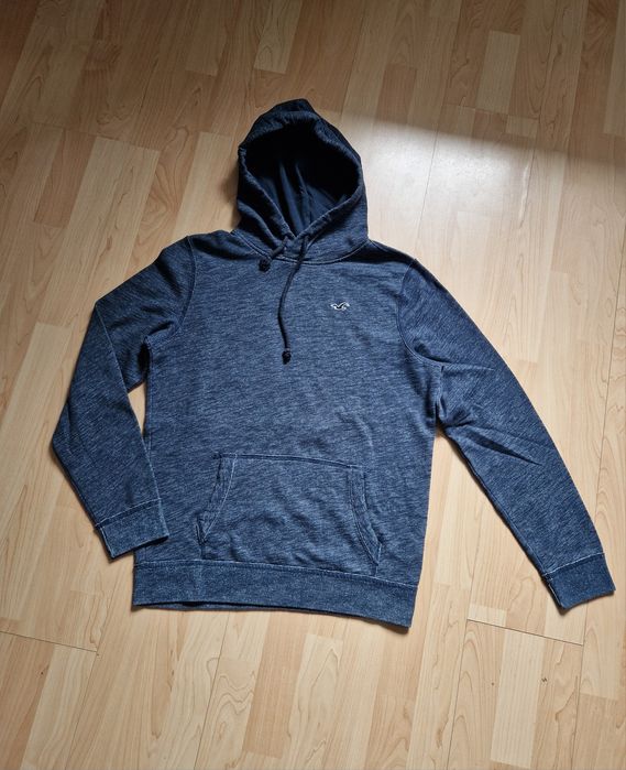 Bluza Hollister 
Rozmiar: M
Wymiary:
Szerokość mierzona pod pachami: 2