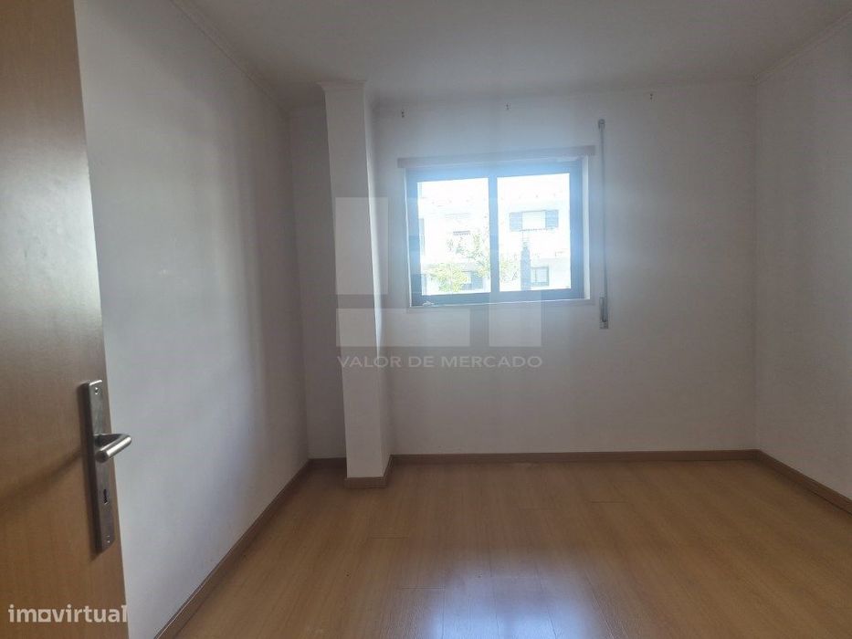Apartamento T2 - Ameixoeira