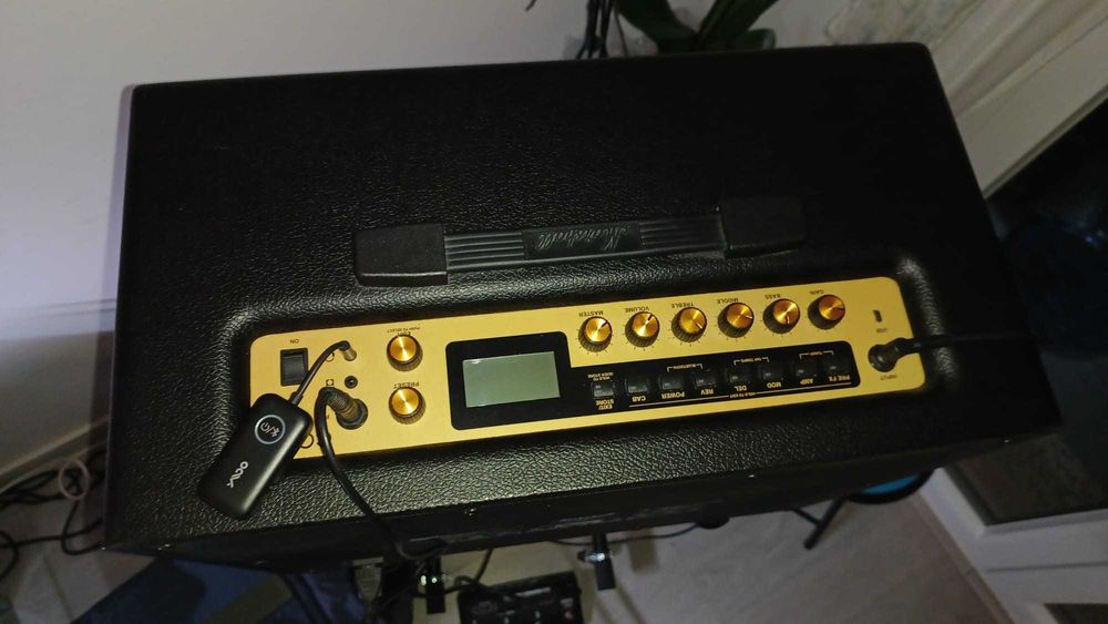 Marshall Code50 + FootSwitch Marshall Code + Capa Marshall Code