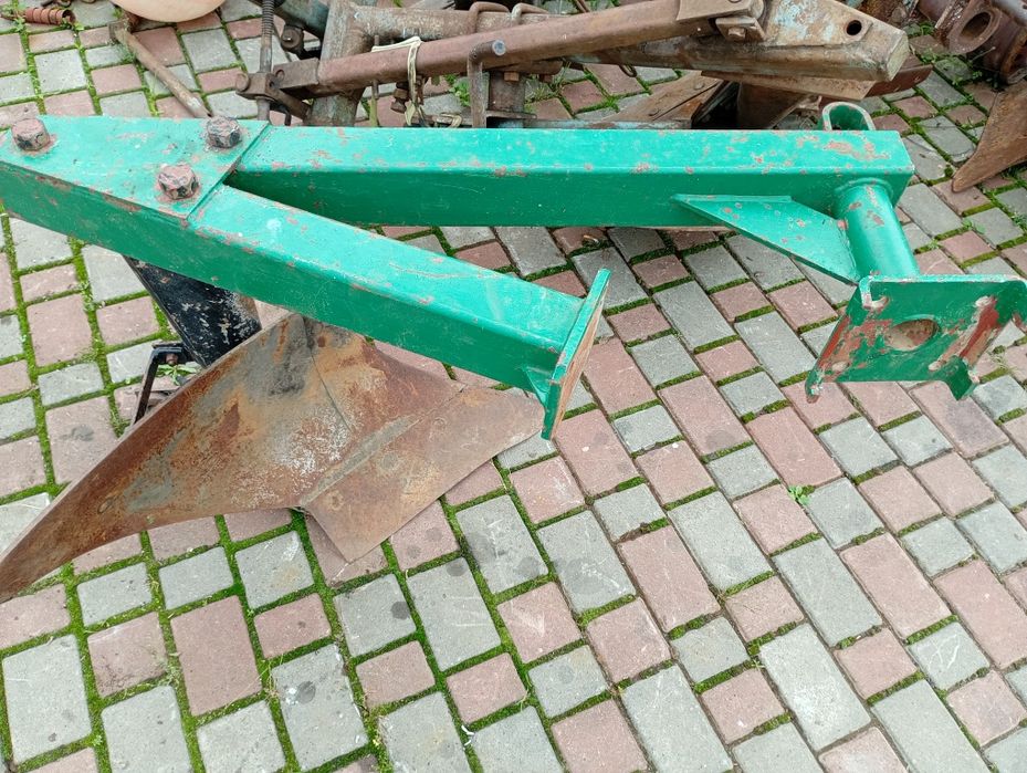 Продам плуги +1 ...