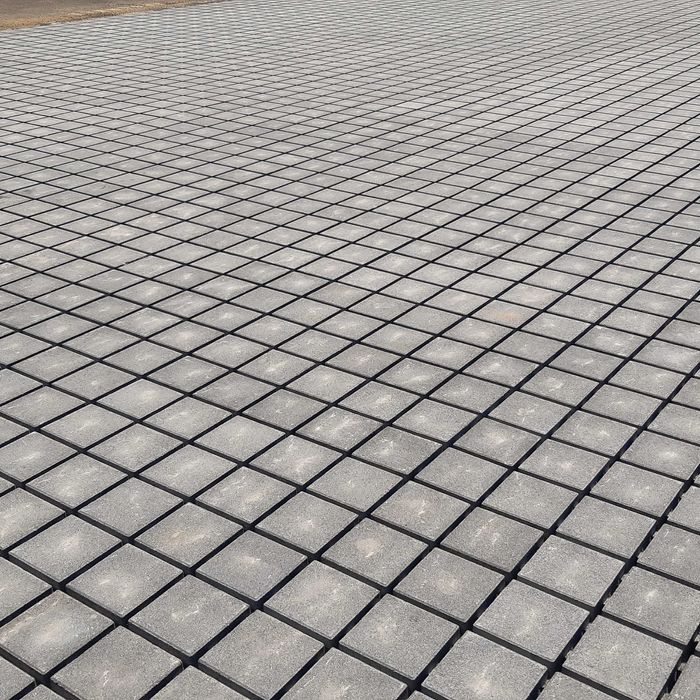 Assentamento todo tipo de calcada e pave betão.