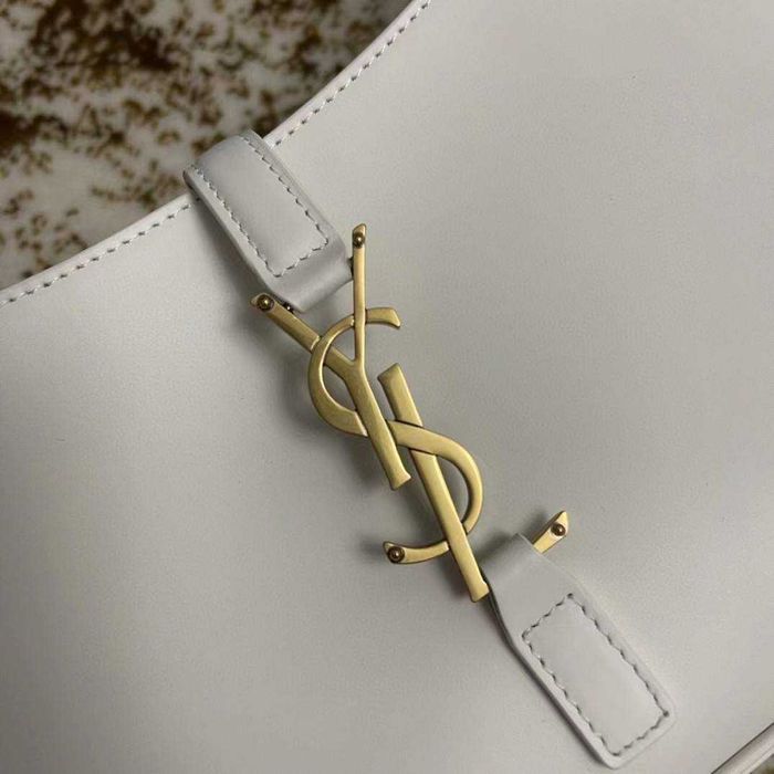 Сумка Yves Saint Laurent Hobo Glattleder в идеальном состоянии