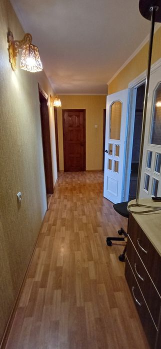 3 кімнатна з АО, нижня Польова.