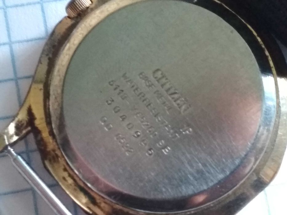 Продам часы Citizen электронные