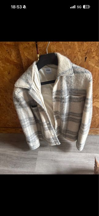 Casaco zara s ( mas veste M)