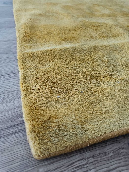 Tapete amarelo torrado (190x100)