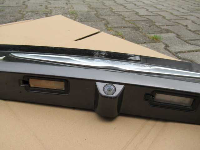 Blenda pokrywy bagażnika Chrysler Pacifica